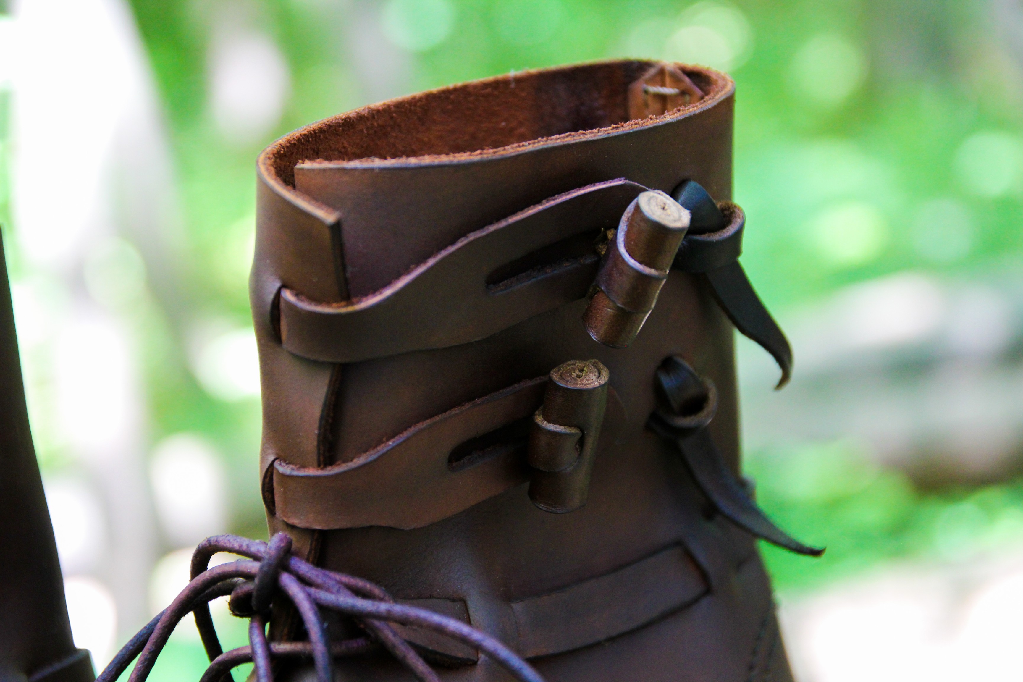 Středověké kožené boty