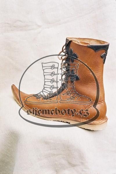 Středověké kožené boty Měšťan