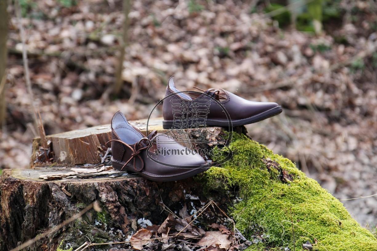 Dámské gotické střevíce
